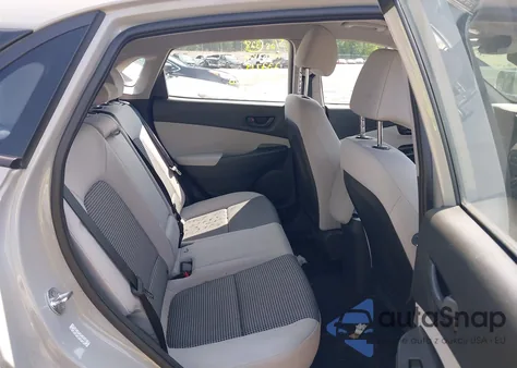 2022 Hyundai Kona Se z USA, uszkodzony, nr VIN KM8K2CAB2NU880697